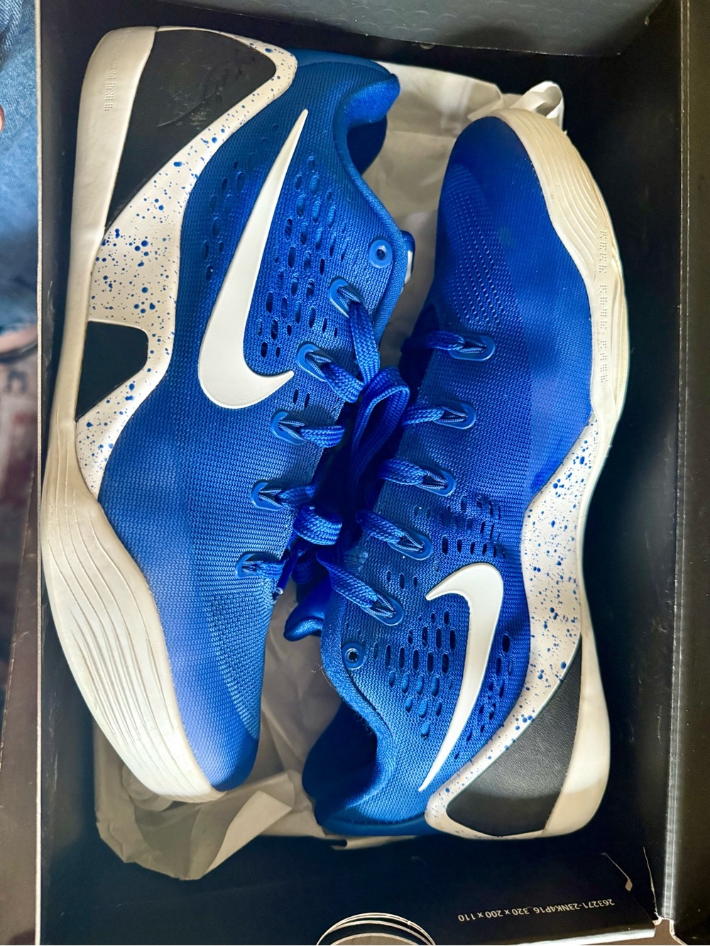 Nike Game Royal and White Kobe IX Elite Low Protro Shoes - Picture 3 of 7